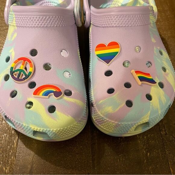 PRIDE 4 Piece Crocs Charms Set - Buy 3 of More‎ Get 50% OFF - Picture 3 of 3